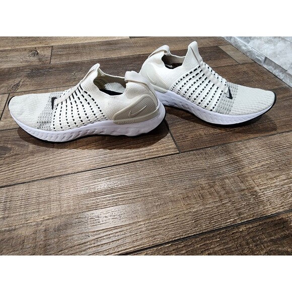 Nike Shoes - Nike React Phantom Run Flyknit 2 Running Shoes DV2139-100 Mens Sz 8